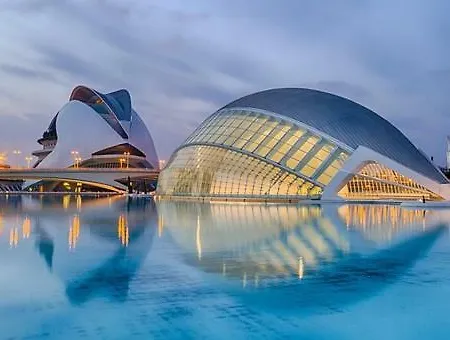 Daire Oceanografic Arts Center 46 *